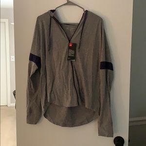 XL under armor sweatshirt